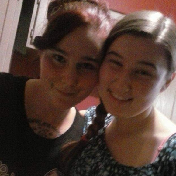 Meet your Posher, Stephanie - Picture 6 of 11